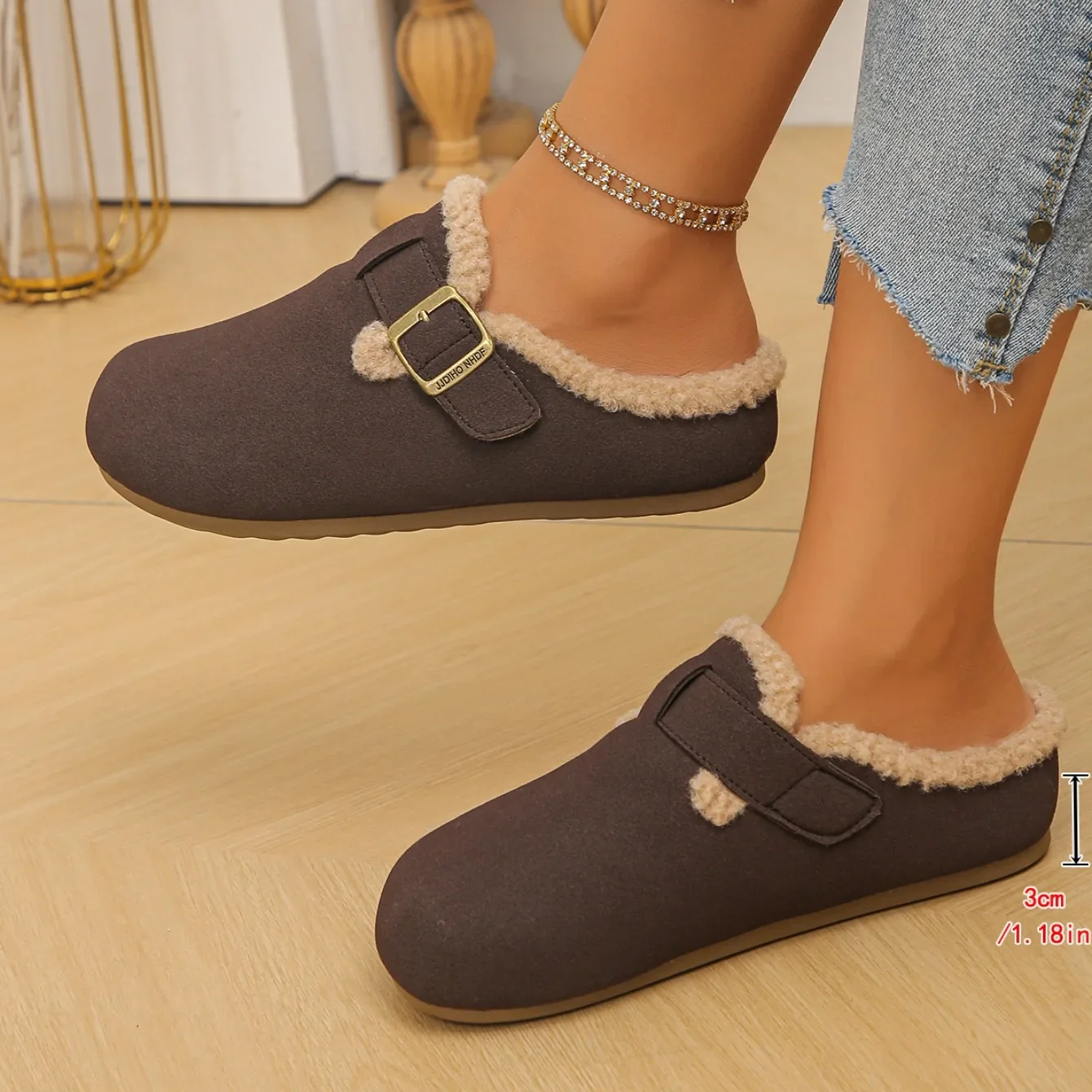 Designer-Freizeitschuhe für Damen, Winter-Hausschuhe aus Plüsch, Luxus-Damenschuhe, Modische Indoor-Fell-Slipper, Elegante Flache Schuhe in Großen Größen – Detail 6