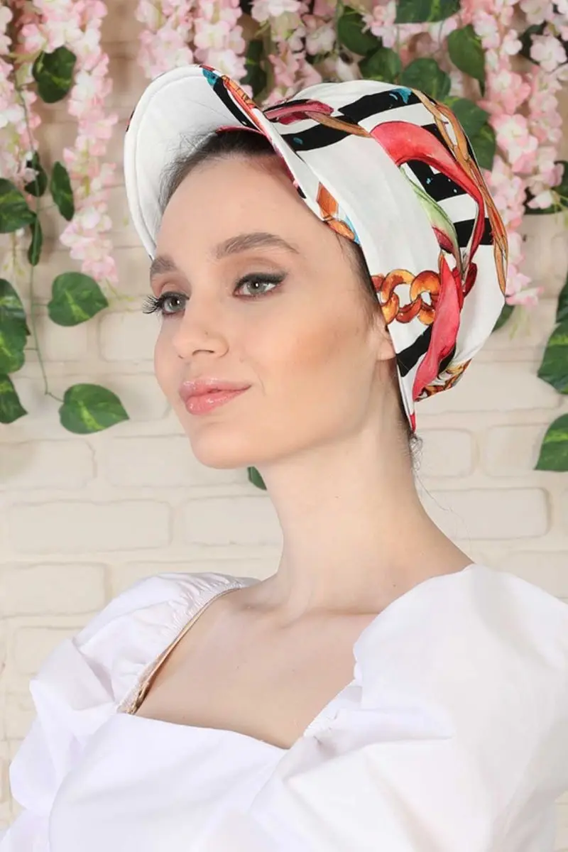 Teste padrão de alis do osso penteado com chapéu