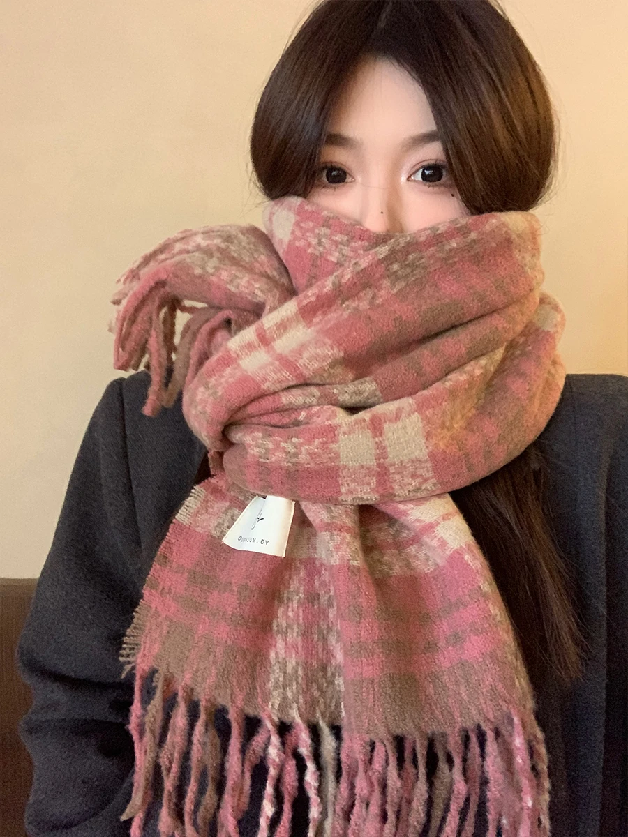 Women's Scarf Striped Plaid Shawl Elegant Celebrity Style Autumn and Winter Scarf New Warm Thickeing Female Ladies News  R109