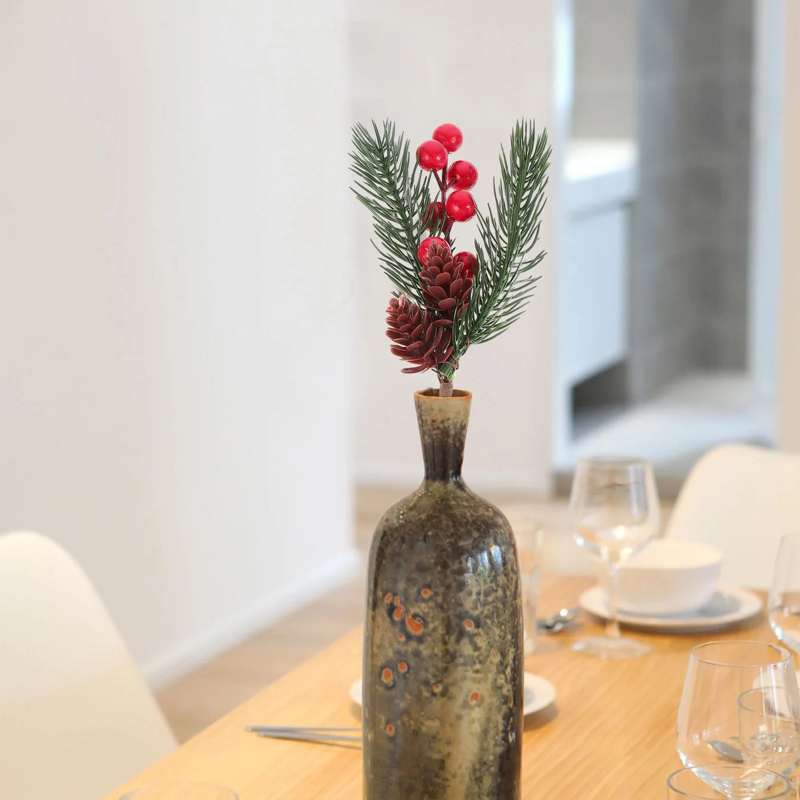 

4Pcs Christmas Decorations Lifelike Fake Plant Decor Red Berry Adornment for Home Festive Party DIY Flower Arrangement Use