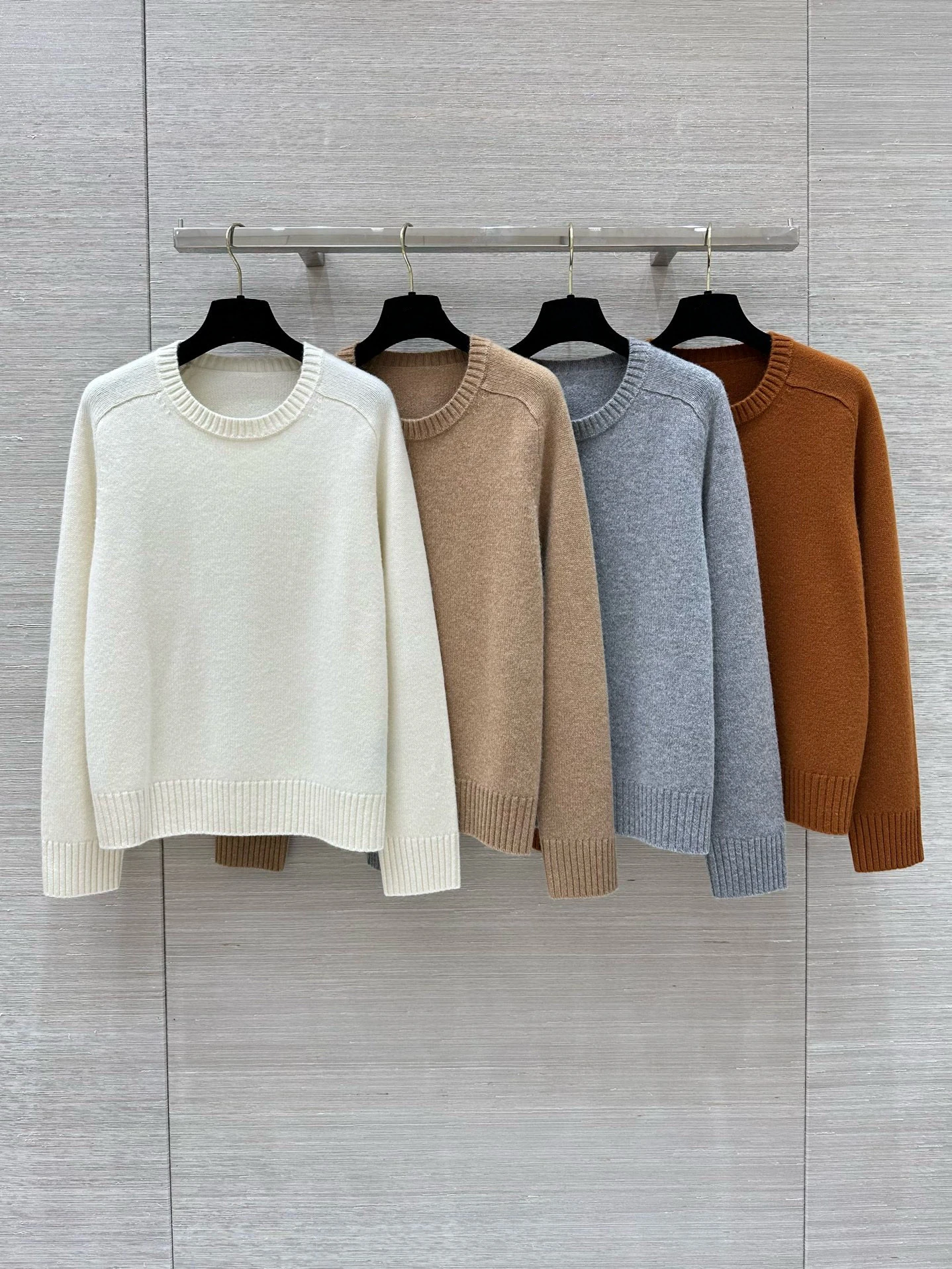 Comfortable solid color cashmere knit sweater