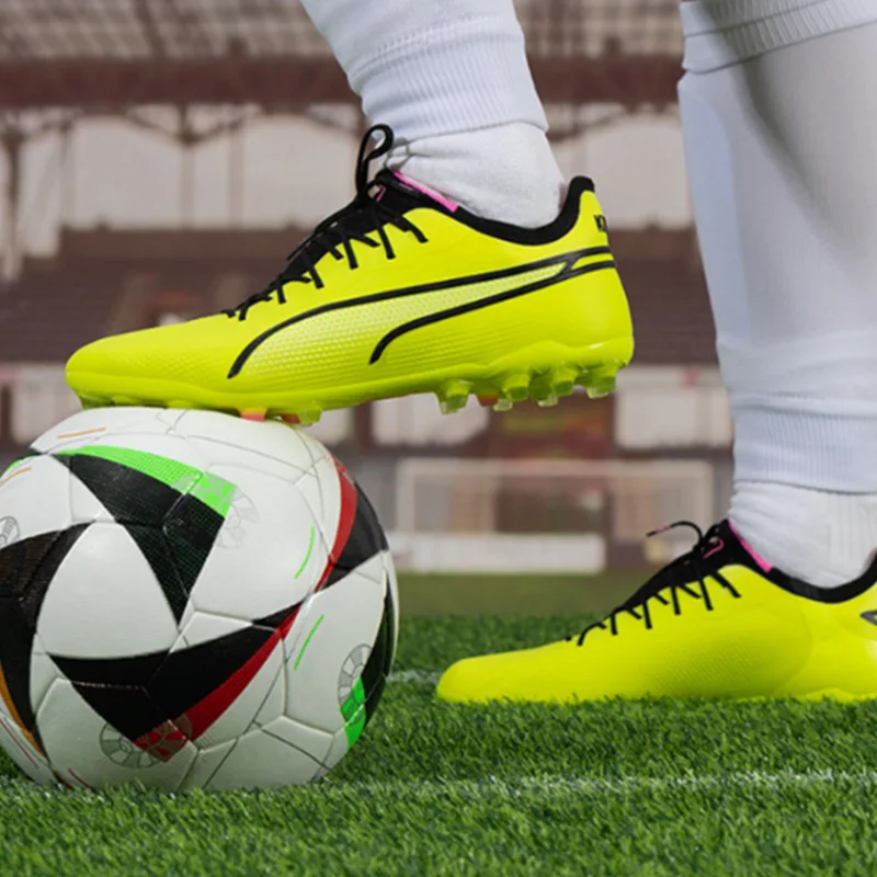 Puma Men MG Studded Soccer Shoes Comfortable Wear Resistant Non Slip Training Football Shoes 107252-03