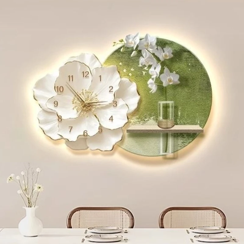 Modern Decoration Clock Luxury Wall Clocks Wall Art Elegant Clocks Living Room Trendy Watch with Light Aesthetic Interior Items