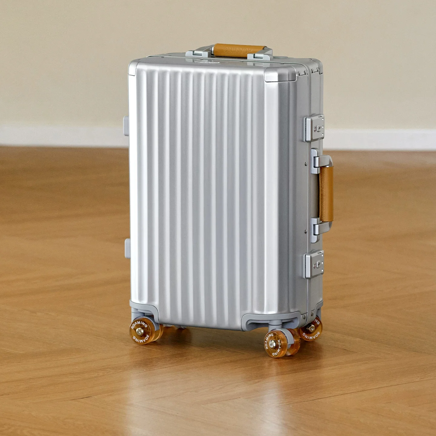 20 Inch Carry‑On Hard Travel Suitcase,All Aluminum‑Magnesium Alloy Metal Trolley Luggage,Unisex Hard Shell Case With Combination