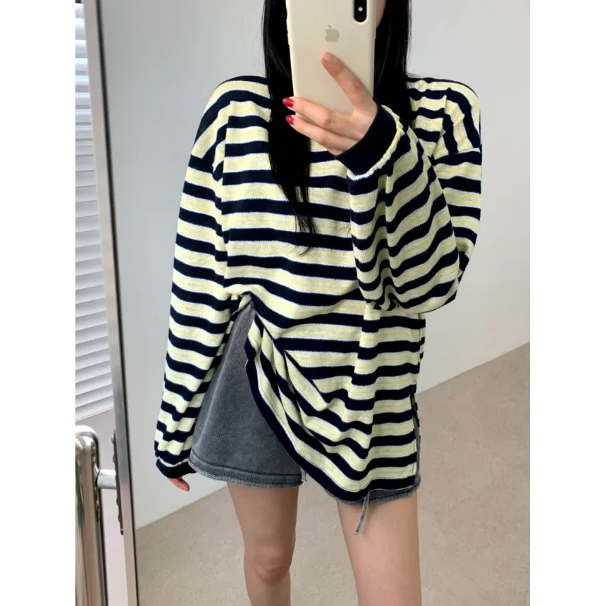 Fashionable Comfortable Women's Long Sleeve T-Shirt Slimming Loose Striped Casual Top New Arrival Autumn 2026 City Walk Travel