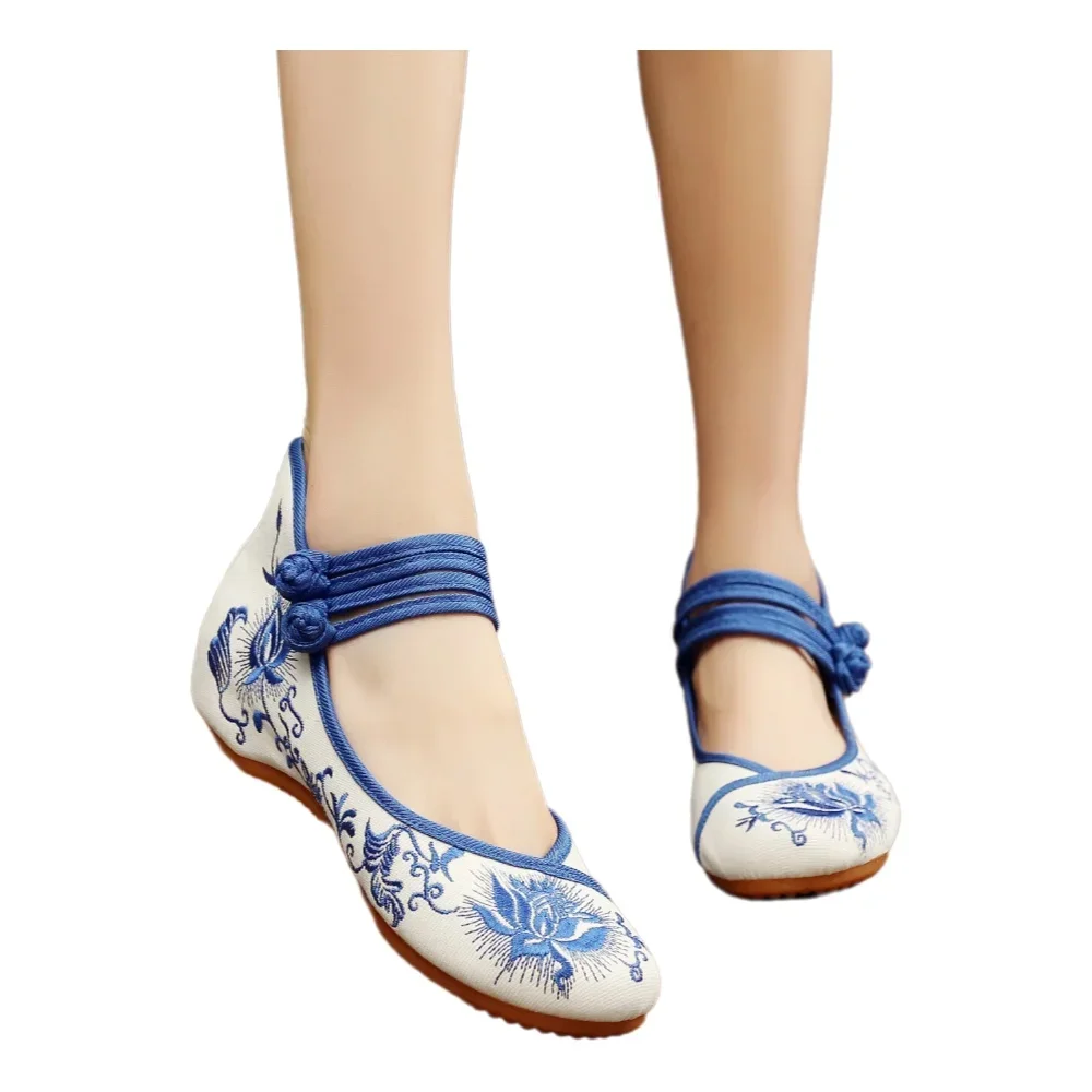 

Винтажная женская хлопковая обувь с цветочной вышивкой, женская повседневная обувь в китайском стиле, удобные мягкие парусиновые танцевальные балетки, балетки