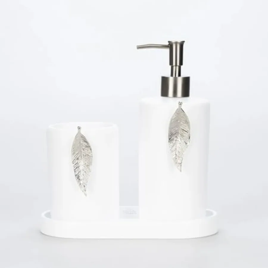 

Набор элитных аксессуаров для ванной комнаты в белом и серебристом цвете для современного декора, 5 предметов: мусорное ведро, ершик для унитаза, дозатор для мыла.