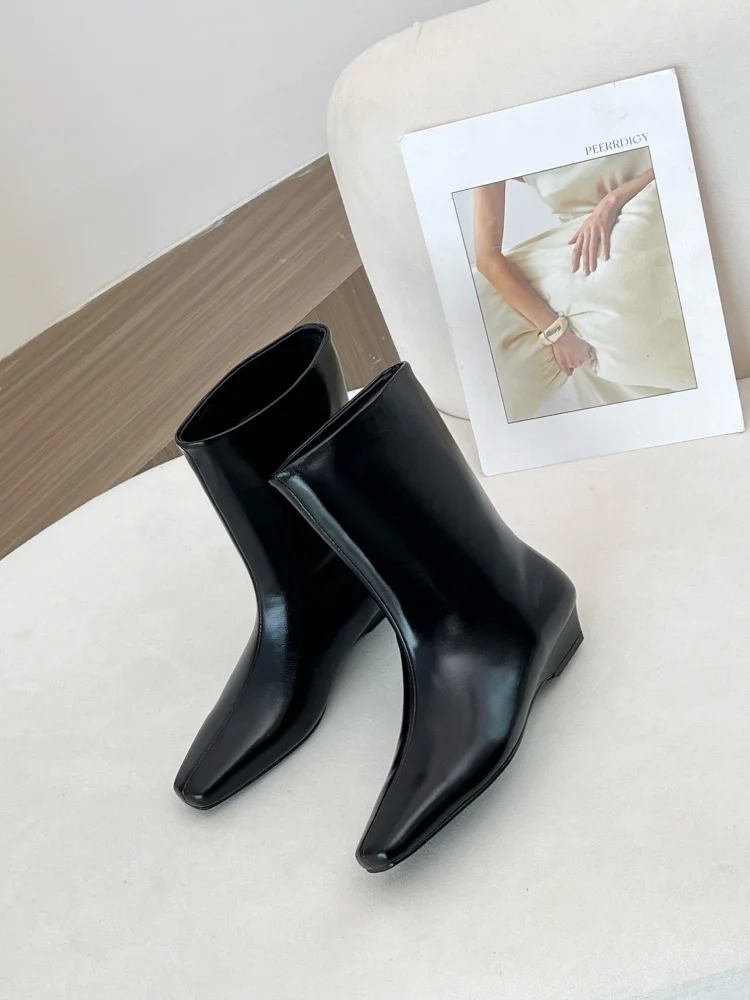 2025 new model: high-end, simple square-toed slope heel mid-calf boots for women, versatile, slimming, wide-leg boots, autumn
