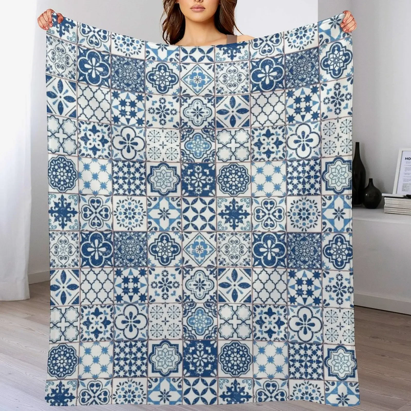 

Portuguese Azulejos Throw Blanket Year Round Soft Comfortable Blanket for Home