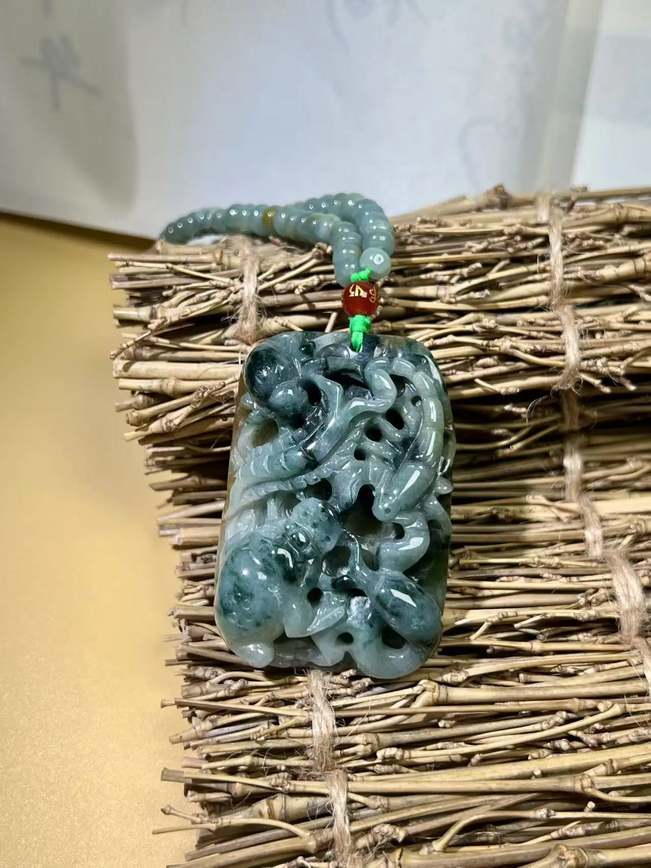 

Natural Grade A Green Yellow Jade Five Poisons Pendant – Hand-Carved Protective Amulet Necklace For Free shipping Jewelry Global