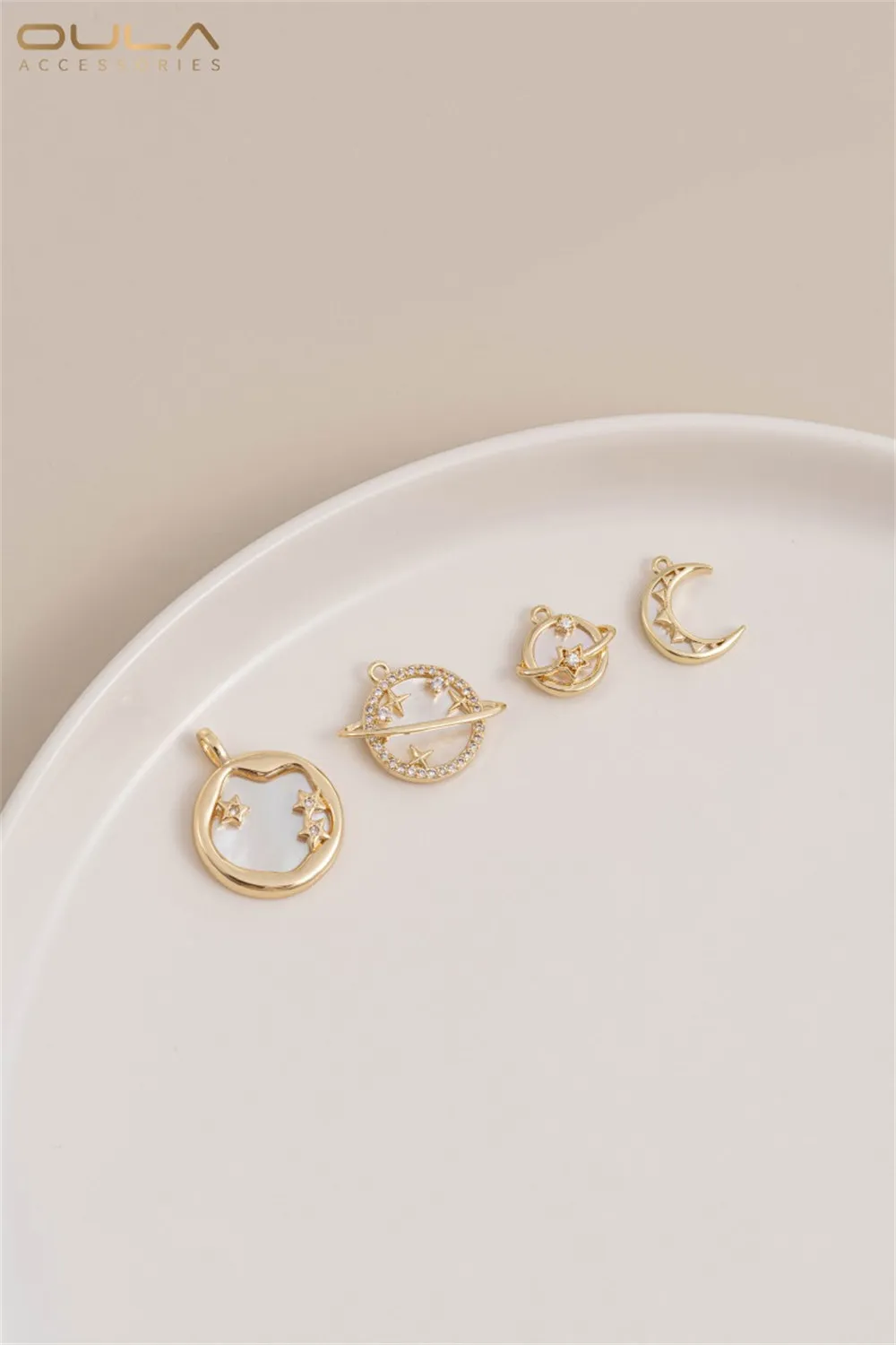 

Diy Bracelet Necklace Pendant with Natural Mother-of-pearl 14K, Gold-plated Shell Sun Moon Stars Universe Planets Moon