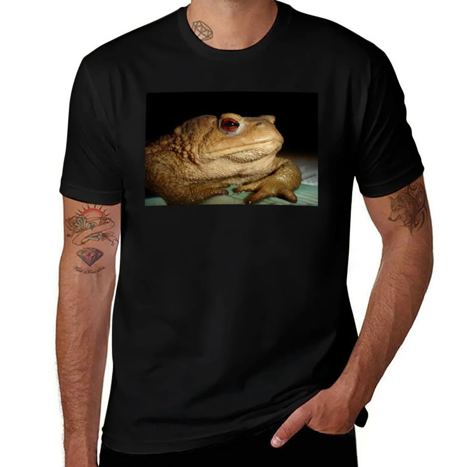 Common European Toad Bufo Bufo Close Up Photograph T-Shirt Durable Work Wear T-Shirt