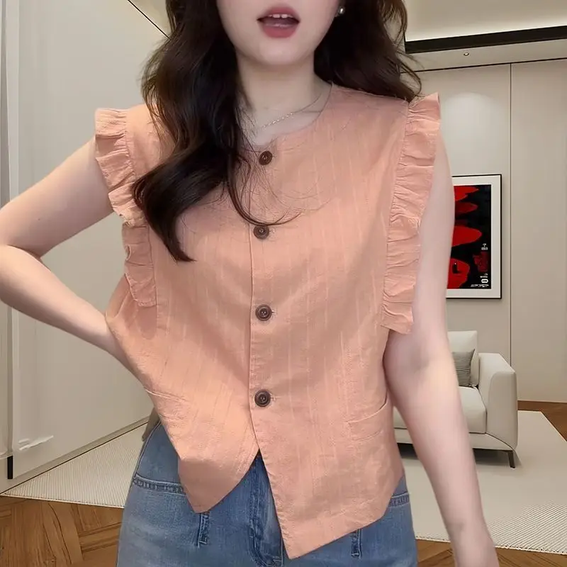

French Sleeveless Collar Ruffle Blouse