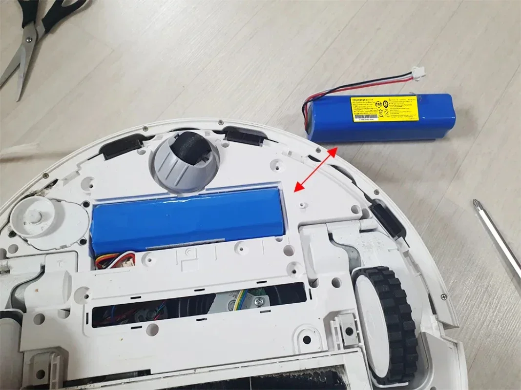 For XiaoMi Lydsto R1 Viomi S9 Roidmi Eve Plus Rechargeable Li-ion Battery Robot Vacuum Cleaner R1 14.4V 12800mAh Battery Pack