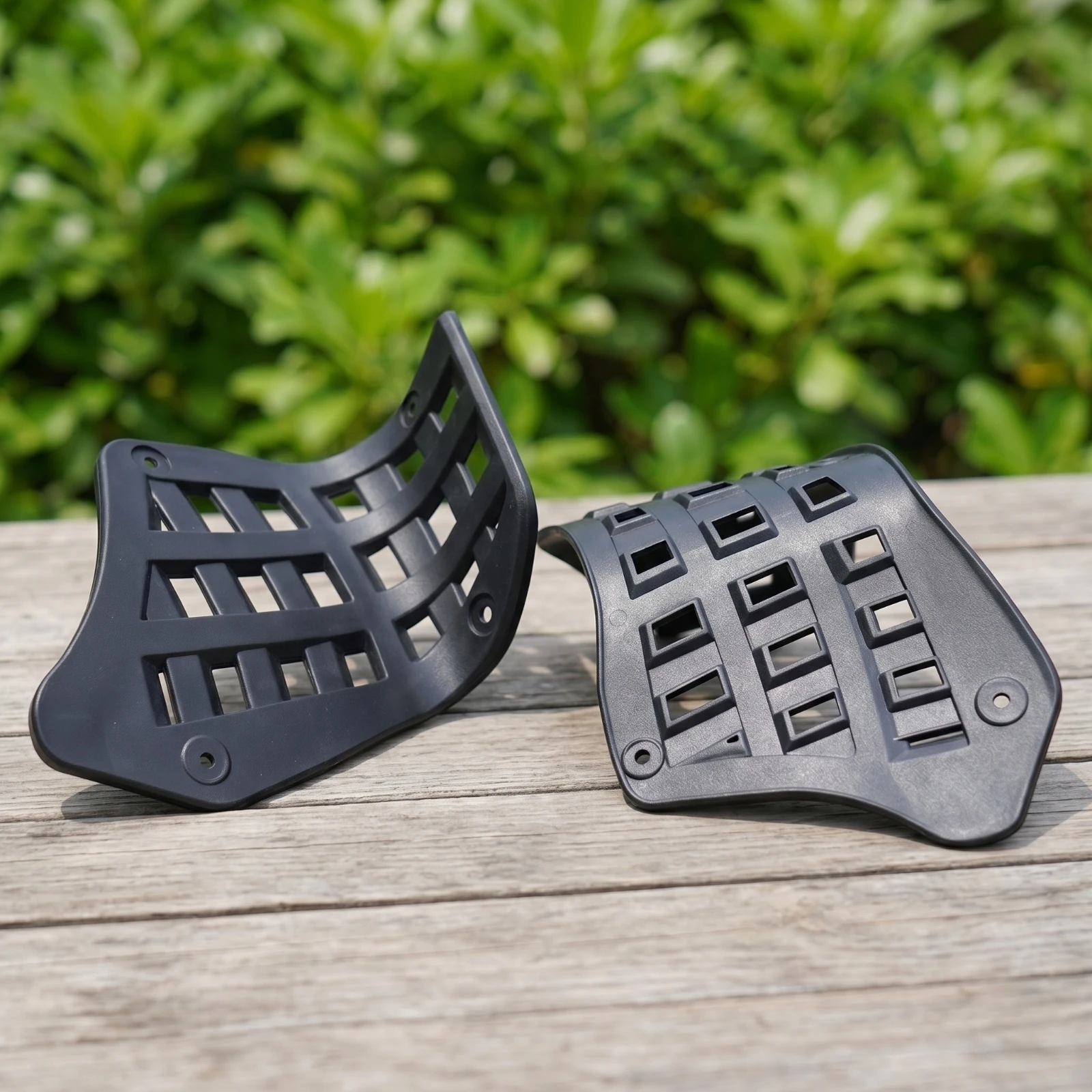 Beach Vehicle Footrest Open-Grid Motorcycle Foot Pedal Motorcycle Footrest Lightweight Sturdy for off-Terrain Riders