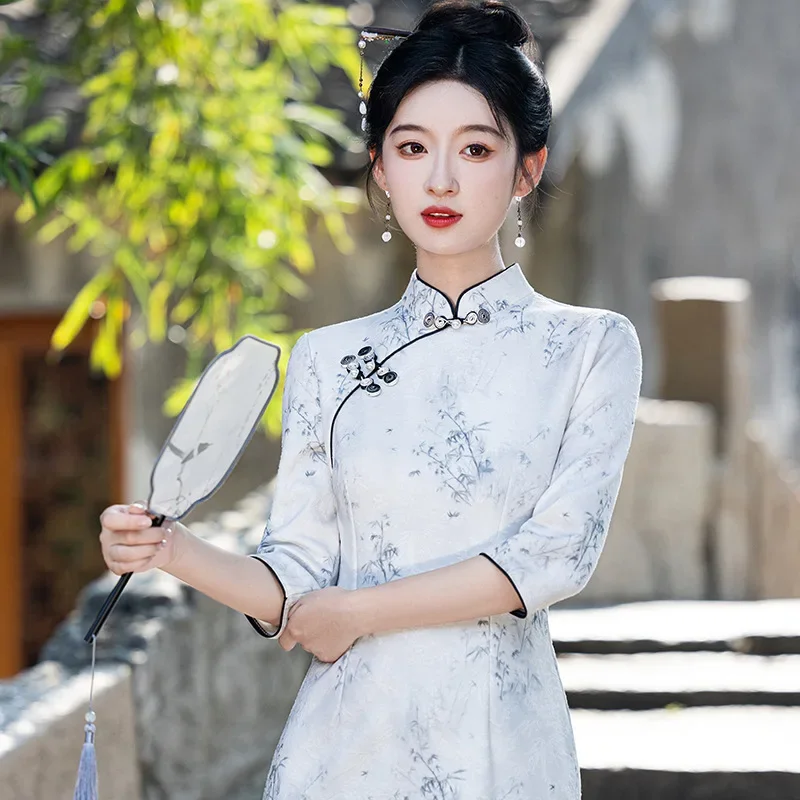 

Новое улучшенное розовое платье Cheongsam в китайском стиле на осень-зиму 2024, новое двухслойное жаккардовое платье с цветочной вышивкой Qipao