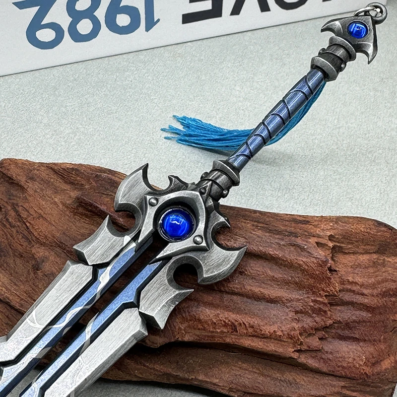 Outlaw Rogue The Dreadblades Thunderfury Blue Skin 20 cm Schwertmodell, Sammlerstück, Geschenk – Detail 4