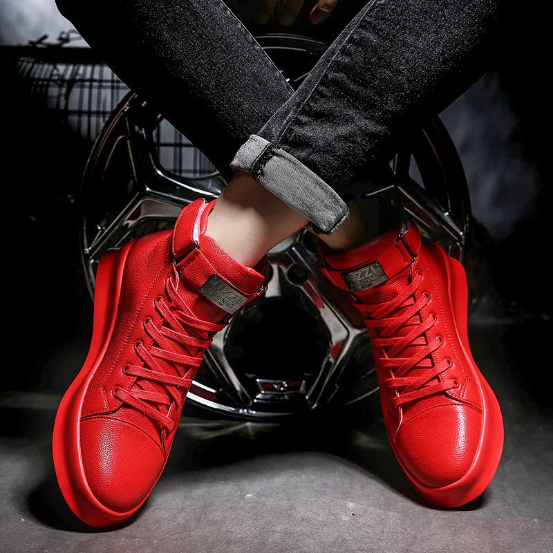 Hot Sale Superstar Men Skateboard Shoes Fashion Red Leather Sneakers Men Designer Shoes Comfortable High Top Mens Trainers Shoes