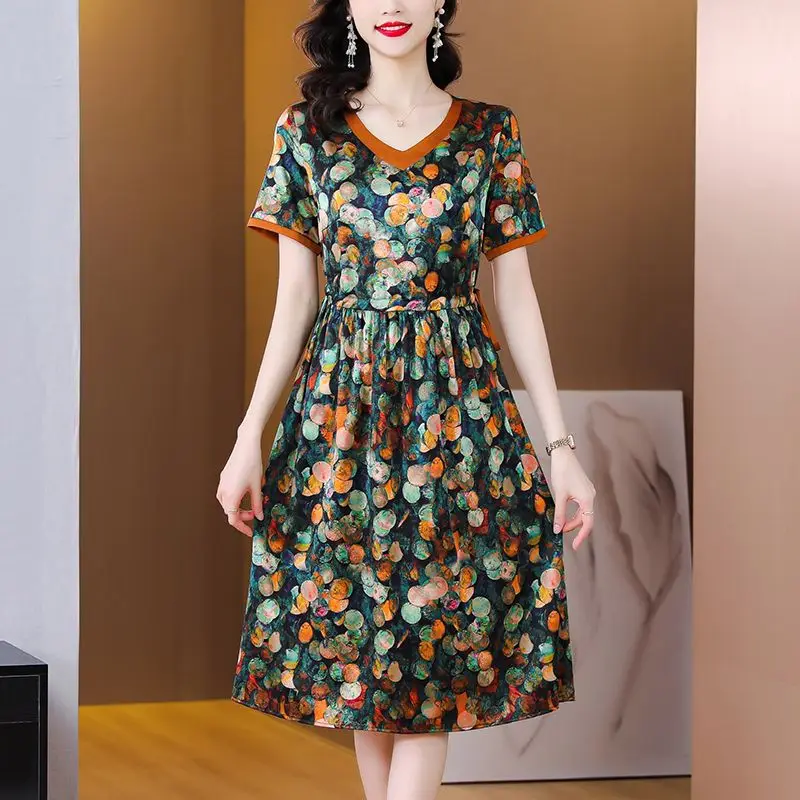 2023 New Summer Fashion Commuting Simple Contrast V-neck Exquisite Print Lace Up Waist Covering Belly Oversize Women's Dress