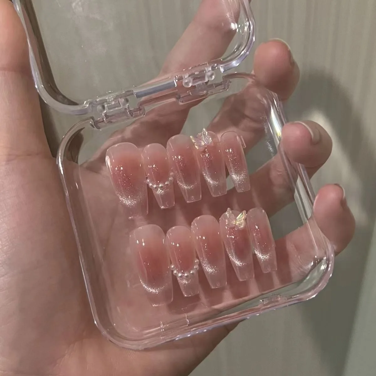 

10pcs Handamde Press on Nails Cat Eye Pink Butterfly Sparkling Full Coverage Nail Tips Mid-Tier Detachable Wearable False Nail