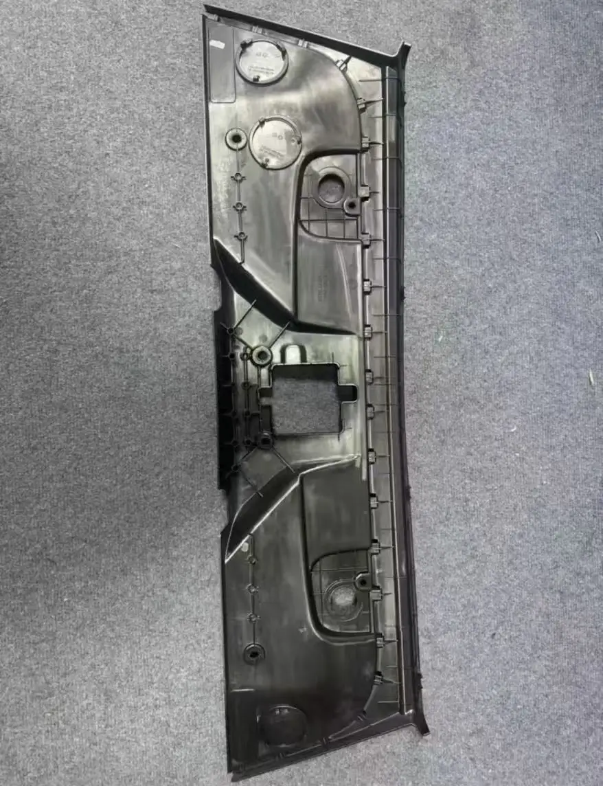 09–20 For Rolls-Royce Ghost Engine Compartment Trim Panel Cover 51767208622