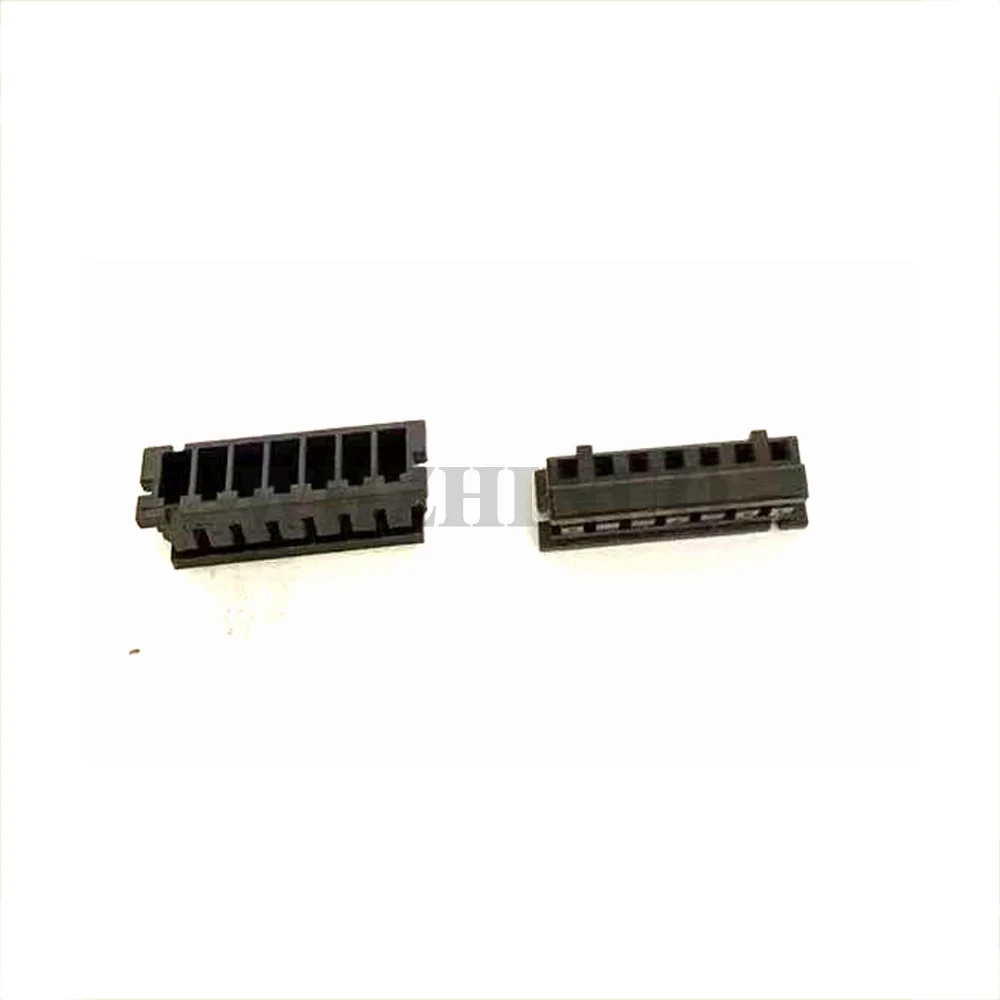 543-0008-1   Audio Socket Tweeter Plug Auto Automotive Instrument Station Connector 543-0008-1
