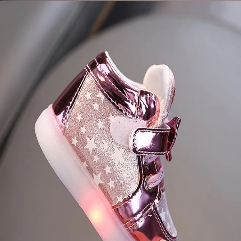 2025 Spring Autumn Girls' Cute Bow Children's LED Small Leather Boots Women's Treasure Bright Diamond Fashion Casual Sports Shoe