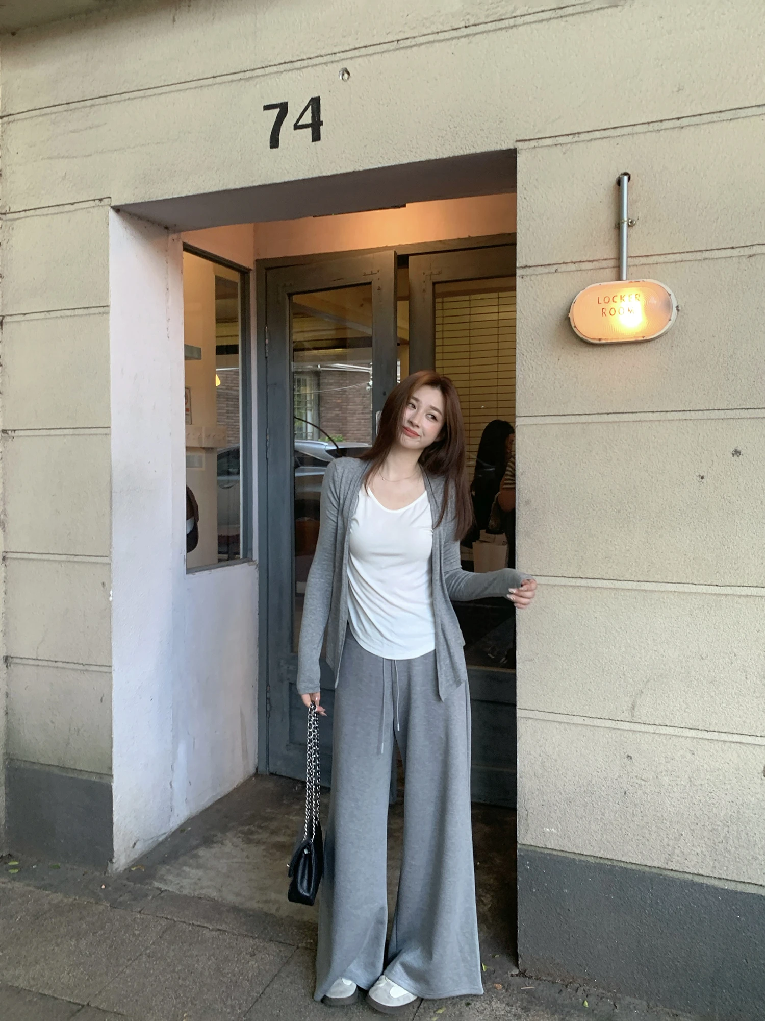 

Повседневные широкие брюки для женщин: свободные, с эластичным поясом на шнурке, прямые, удлиненные, комфортные, дышащие