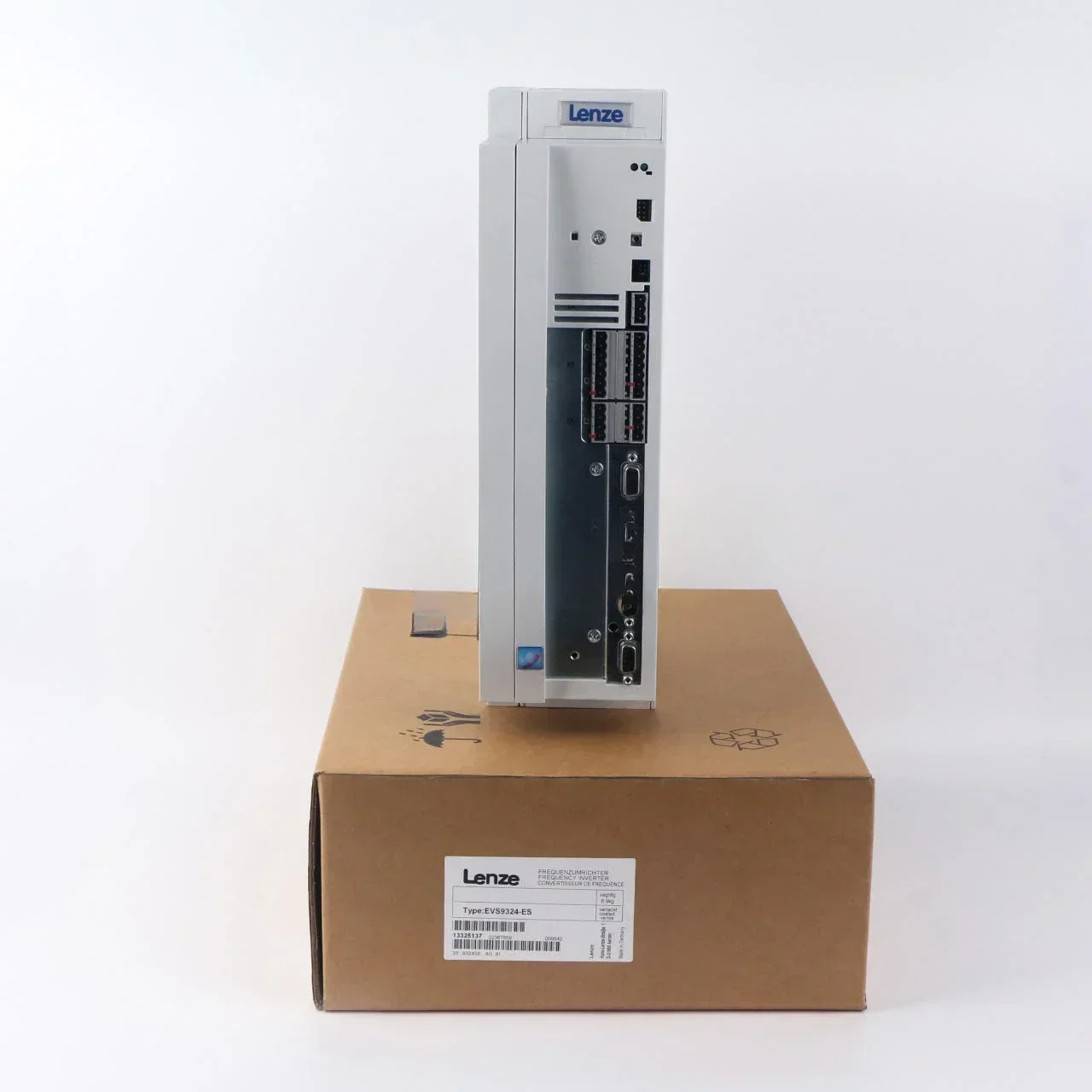 

1PC New Lenze Inverter EVS9324-ES EVS9324ES