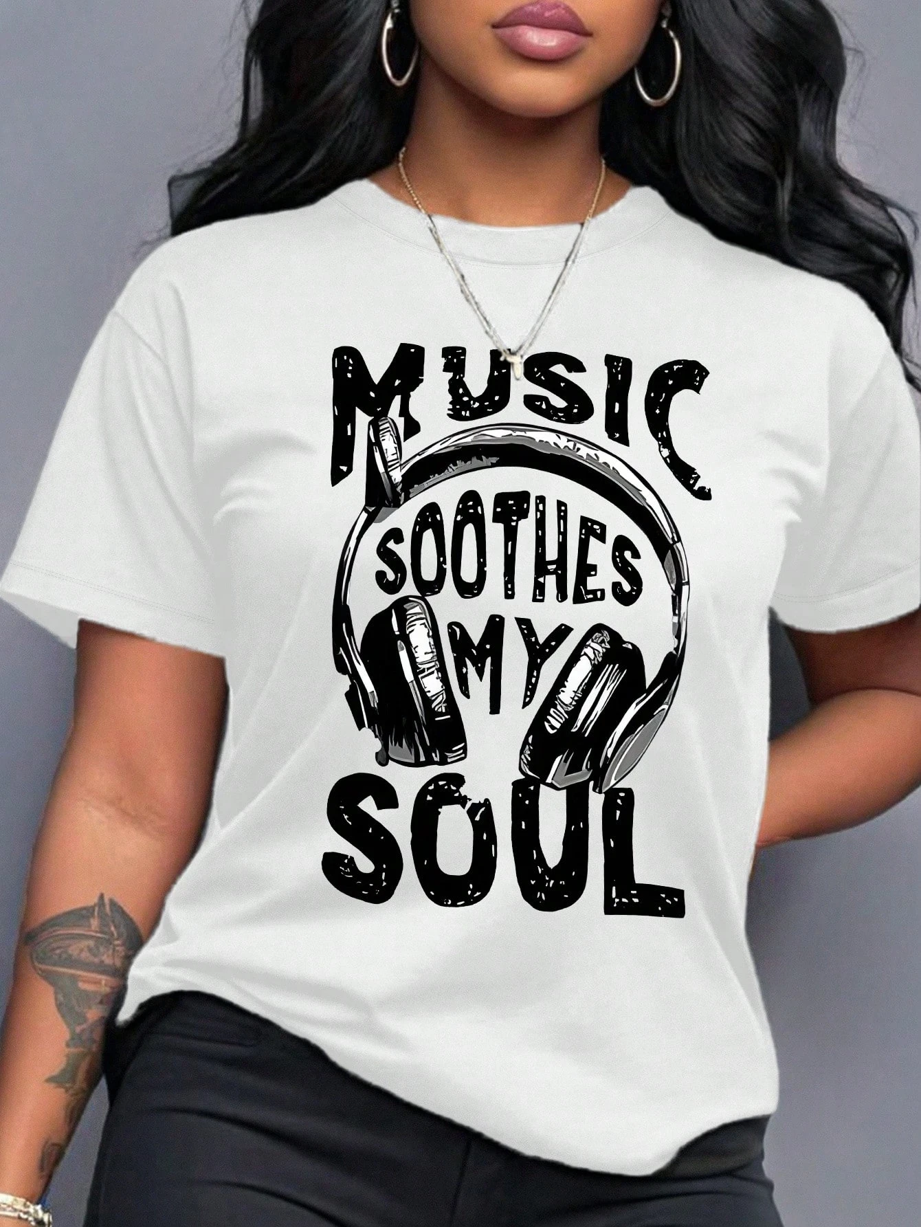

Plus Size Women's Music Soothes My Soul Pattern Print T-shirt Summer Minimalist Casual Texture High Quality Loose Pullover Tops