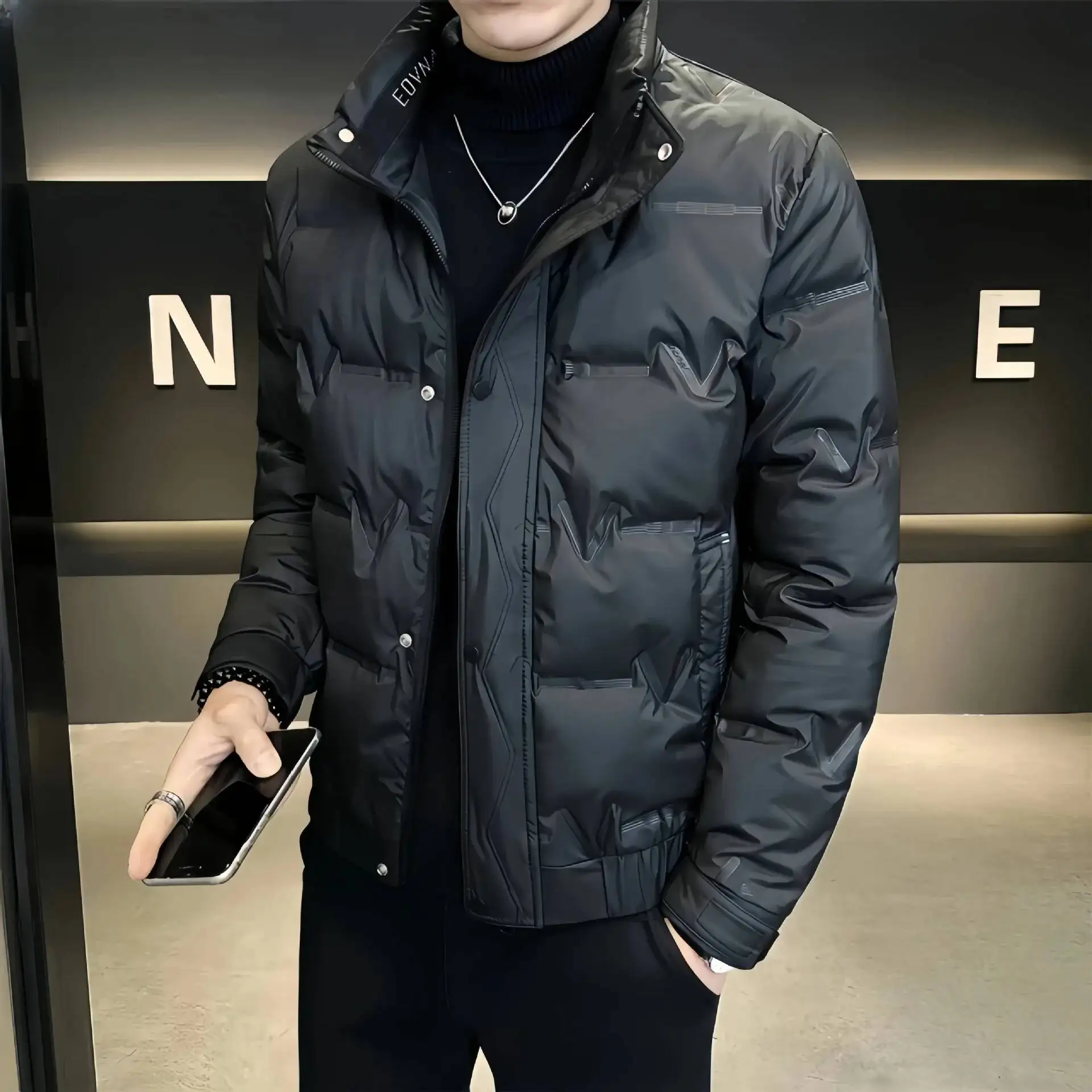 Men's Thickened Warm Casual Collar Winter Fashionable Outerwear Polyester Fiber Coat Single Button Closure Korean Style