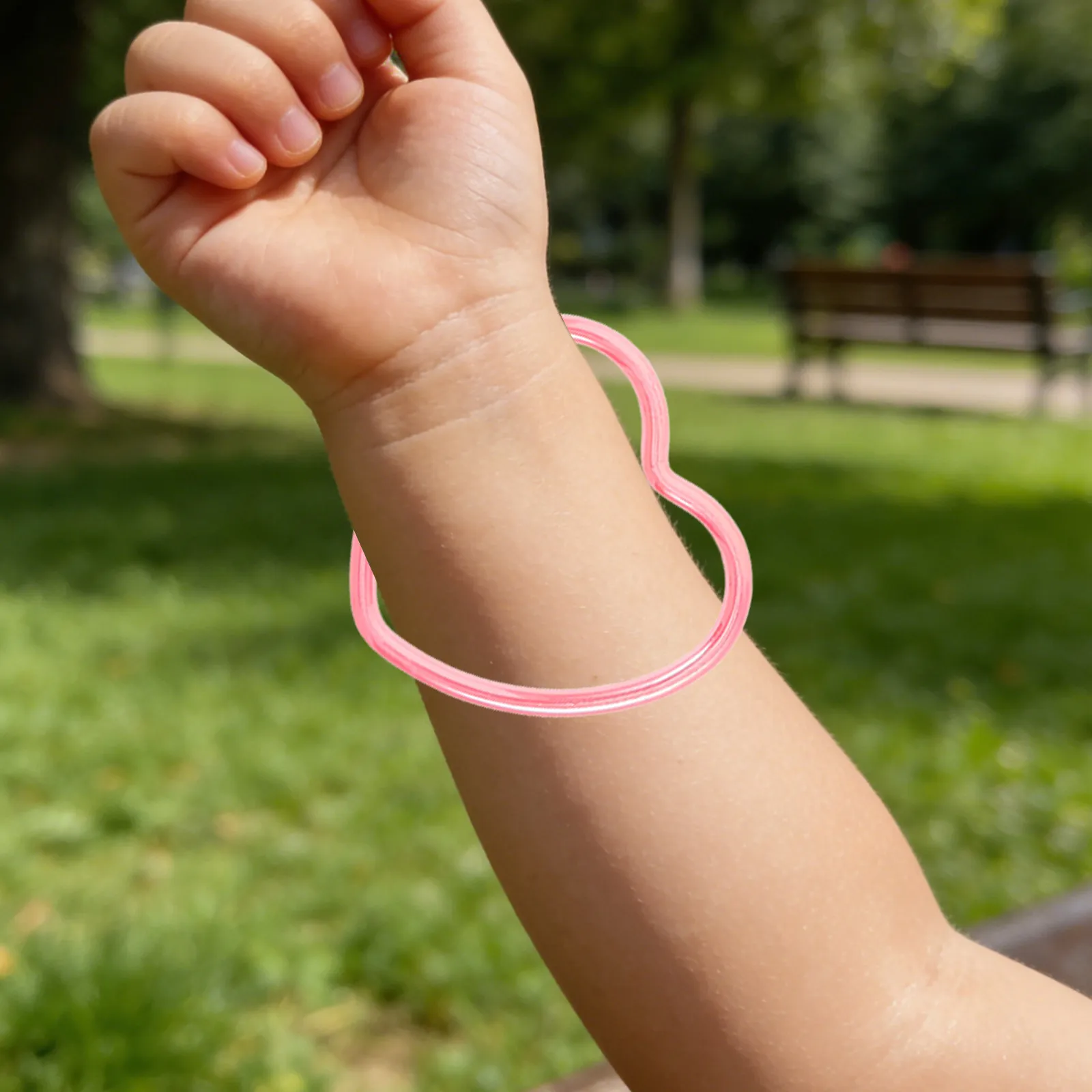 

18Pcs Heart Shaped Bracelets Colorful Plastic Bangles Lightweight Party Birthday Graduation Wedding Favor