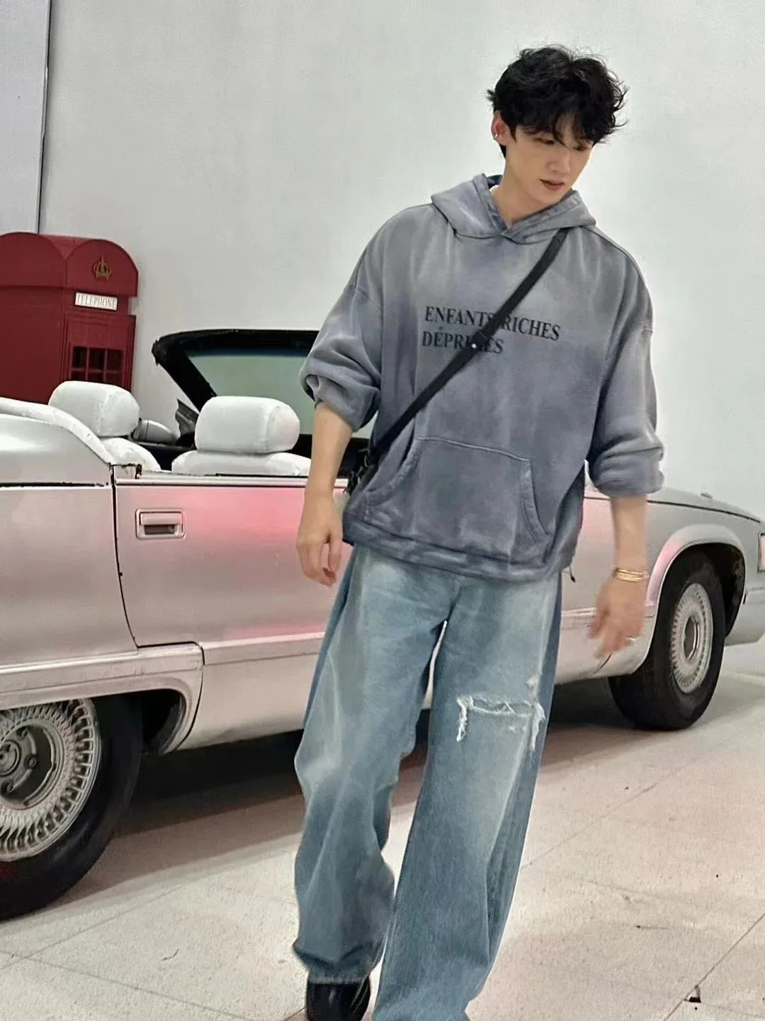 

Wear-resistant High-waist Straight-leg Blue Jeans Casual Worn-out Waed Street-sle Trousers for Young Men Modern Sle