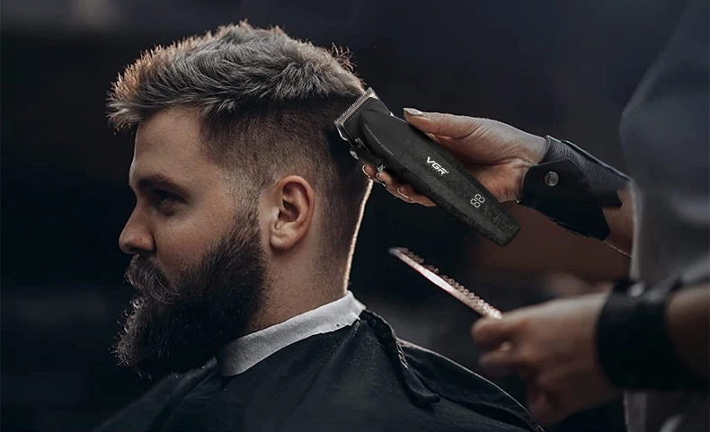 VGR Haartrimmer Profi-Haarschneidemaschine Wiederaufladbar Elektrischer Haarschneider Rasierer Barbier-Set 3-in-1 Trimmer für Herren V-640 S3 – Detail 5