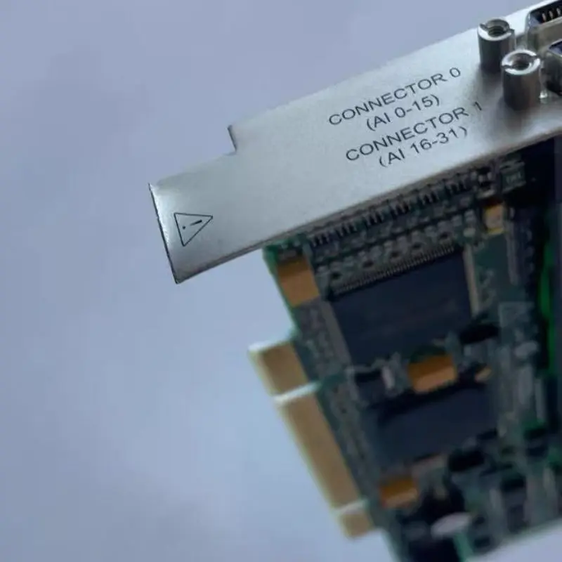 

Подержанная карта сбора данных PCI-6259, протестирована в порядке и быстро отправлен.