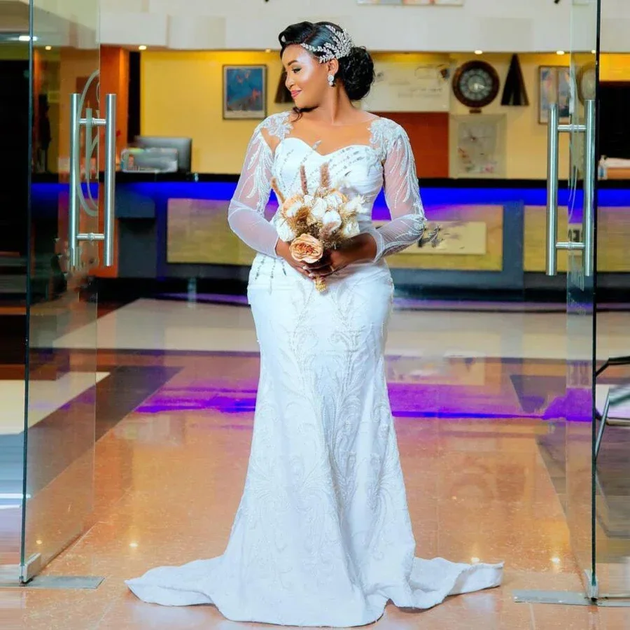 Aangepaste vierkante hals glanzende kristallen kralen trouwjurk sweep trein vestidos kant applicaties zeemeermin lange mouwen bruidsjurken