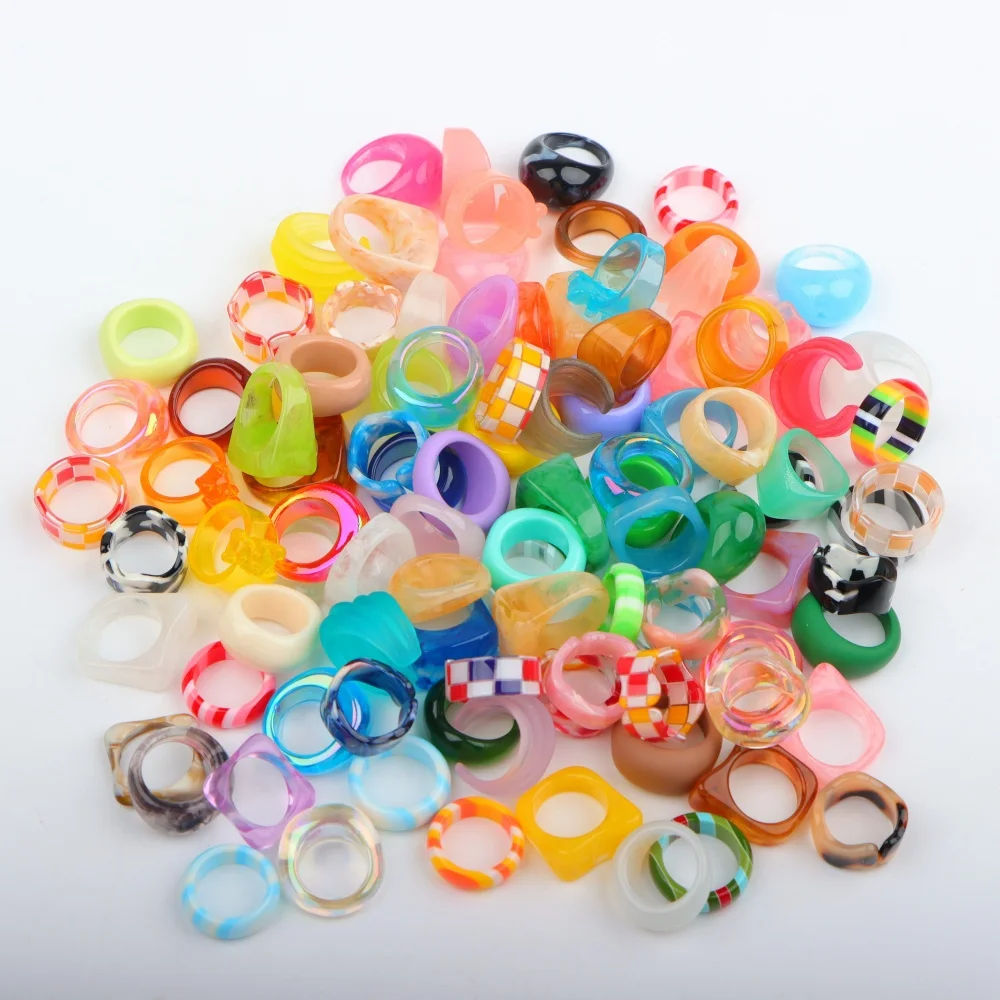 10/20/30/50/100Pieces Fashion Colorful Glossy Transparent Resin Rings Mix Style Simple Personality Jewelry Party Gifts