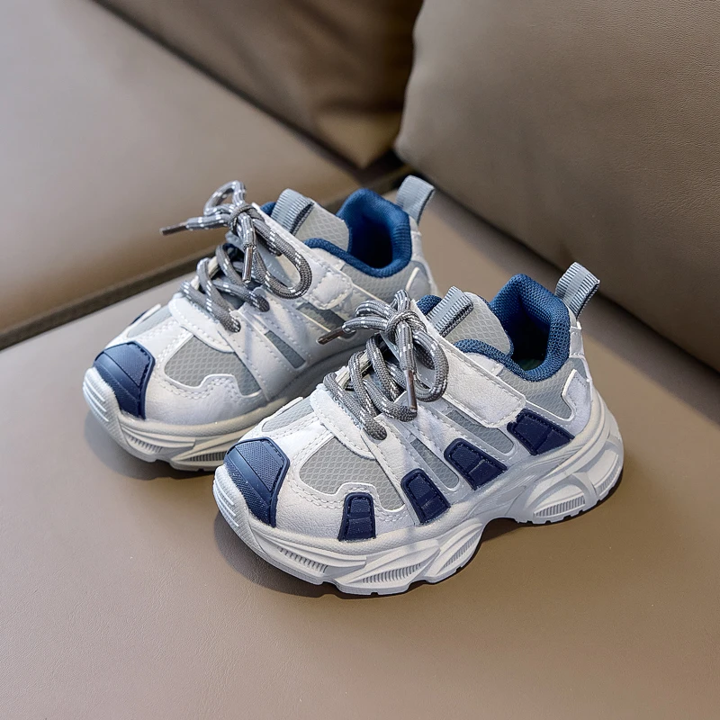 Kinder-Sneaker aus Mesh, atmungsaktiv, lässige Schuhe für Jungen, dicke weiche Sohle, 2026 brandneue Kinder-Sportschuhe, rutschfest. – Detail 4