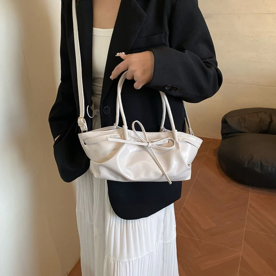 새로운 디자이너 보우 매듭 버킷 백 멀티 컬러 PU 가죽 보우 크로스 바디 백 캐주얼 젠틀 여성용 토트 백