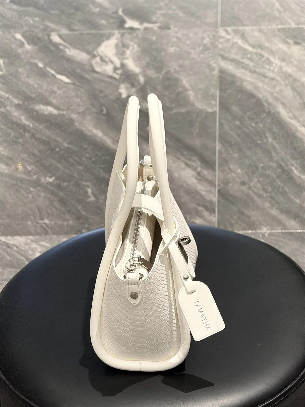 fashionable-snake-scale-pattern-handbag-women's-wallet-summer-commuter-basket-bag-2026-new-style-ciyah-youth-zipper-closure