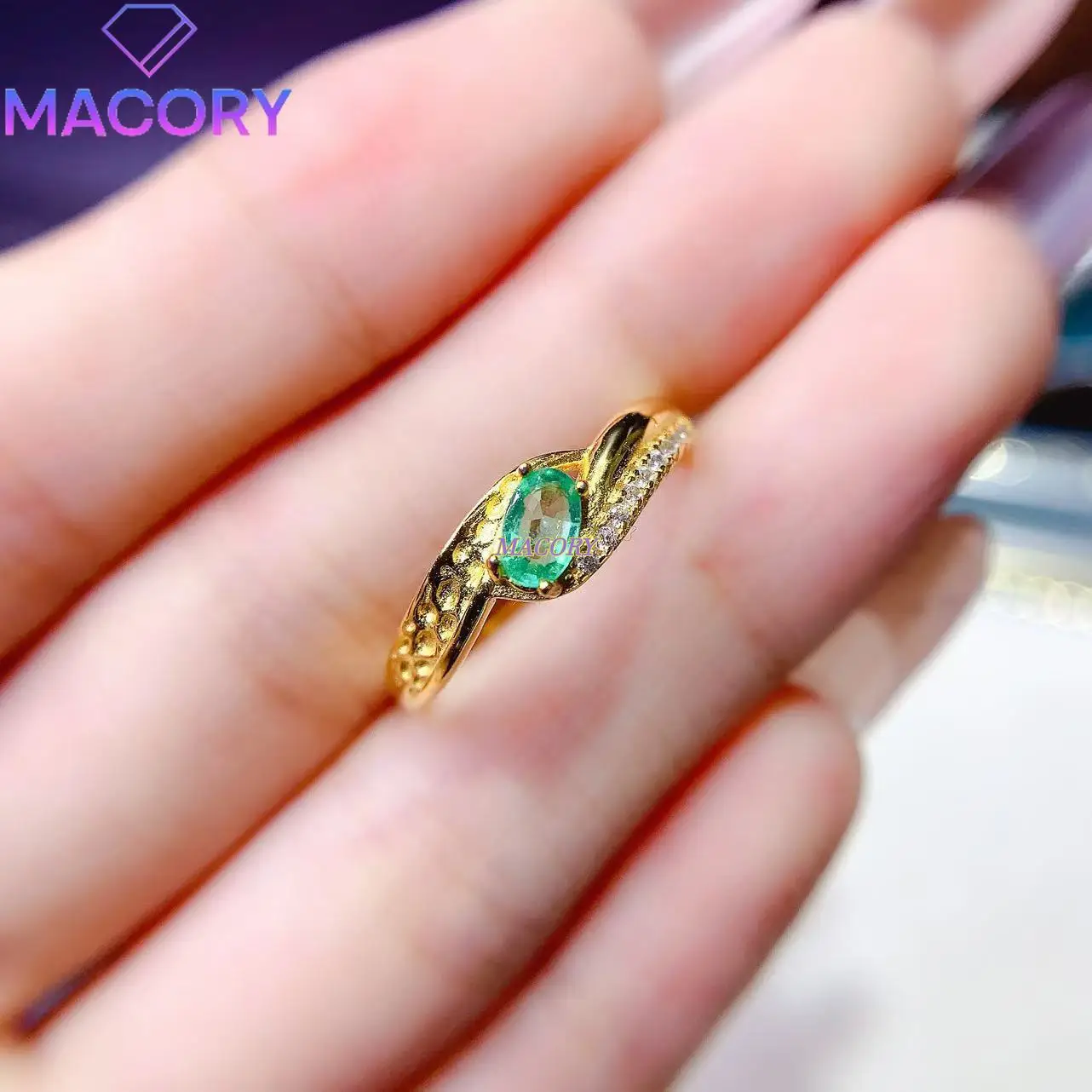 

Роскошное женское кольцо с натуральным колумбийским изумрудом, серебро 925 пробы, темно-зеленый цвет, поставляется с сертификатом