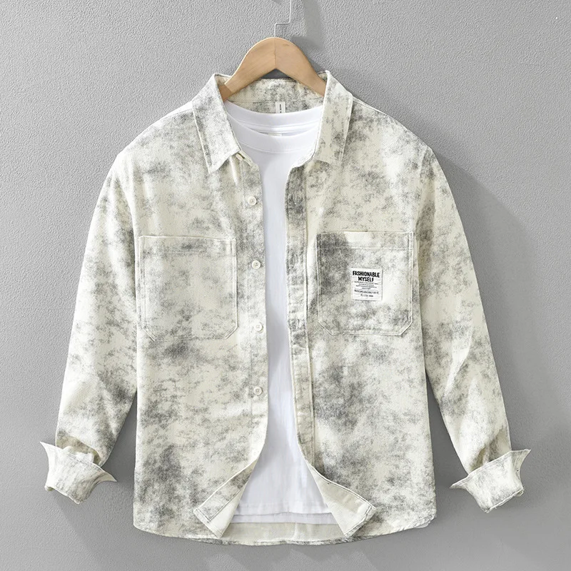 

Корейские модные рубашки с принтом, мужская уличная одежда, весенняя новая мужская рубашка с длинным рукавом и двойными карманами, топ из чистого хлопка, повседневные рубашки