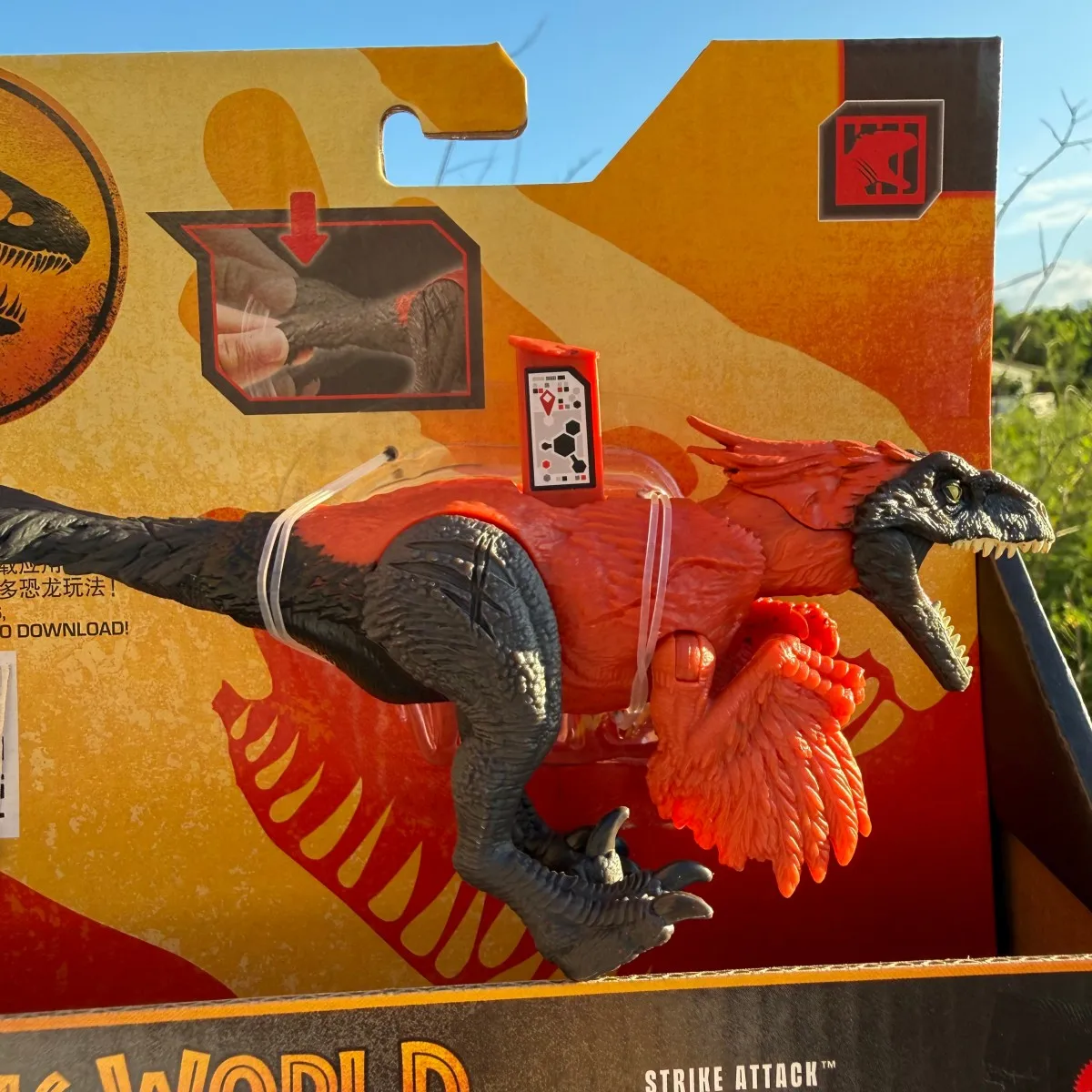 

Mattel Jurassic World Strike Attack Pyroraptor Dinosaur Toy with Single Strike Action JCL56