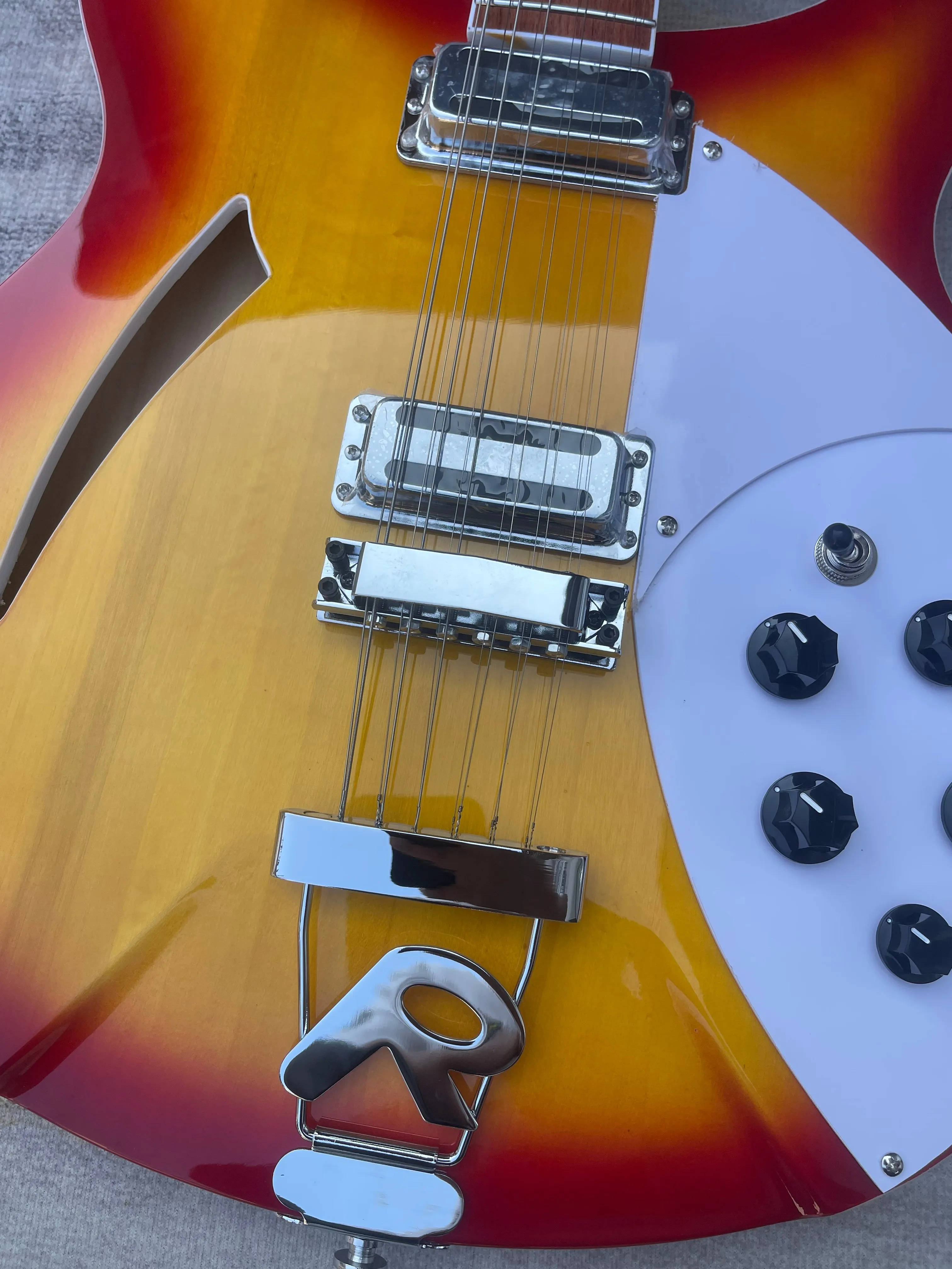 Sunburst 12 String Semi Hollow 360 Electric Guitar Dual Mini Pickups Chrome Hardware Double Point Vintage Guitar Free Shipping view 3