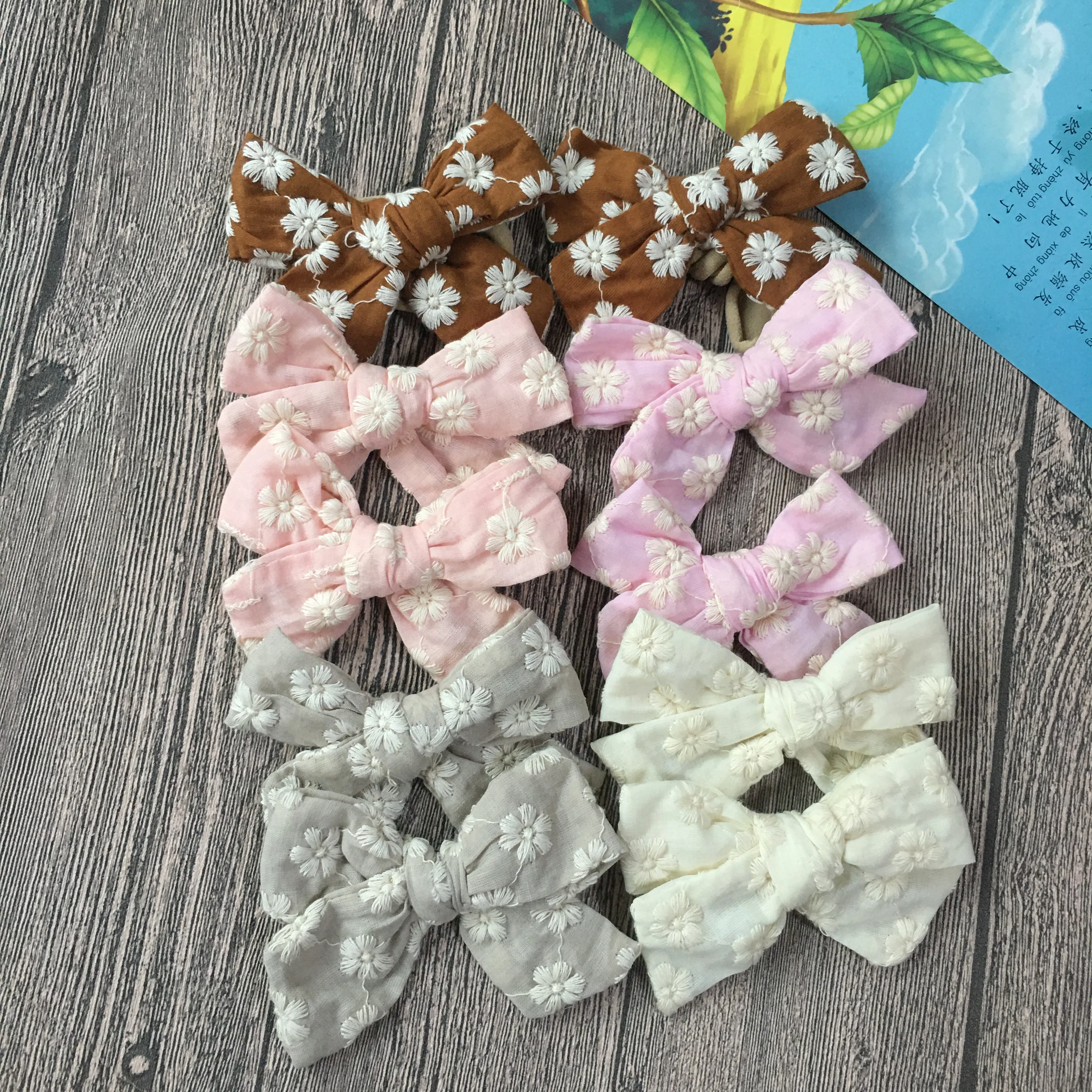 

Baby Girls Bow Hairclips 3.5 Inch Sweet Fashion Cotton Flower Headbands For Kids Classical Bow Hairband 30Pcs/Lot