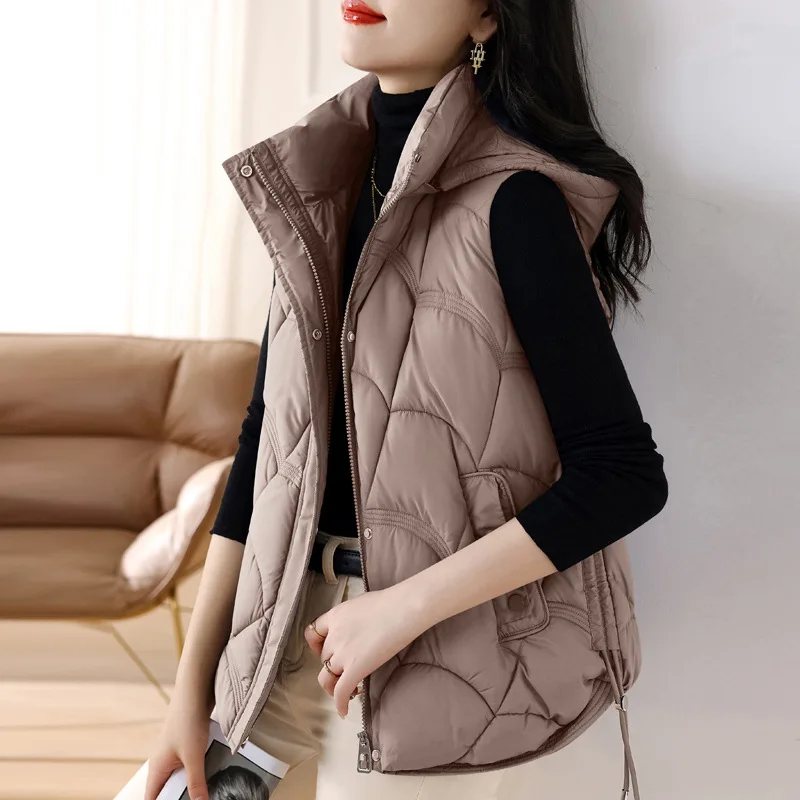 

Black heart-patterned woolen tweed short coat for women in autumn, stylish and fashionable design, small tailored suit.