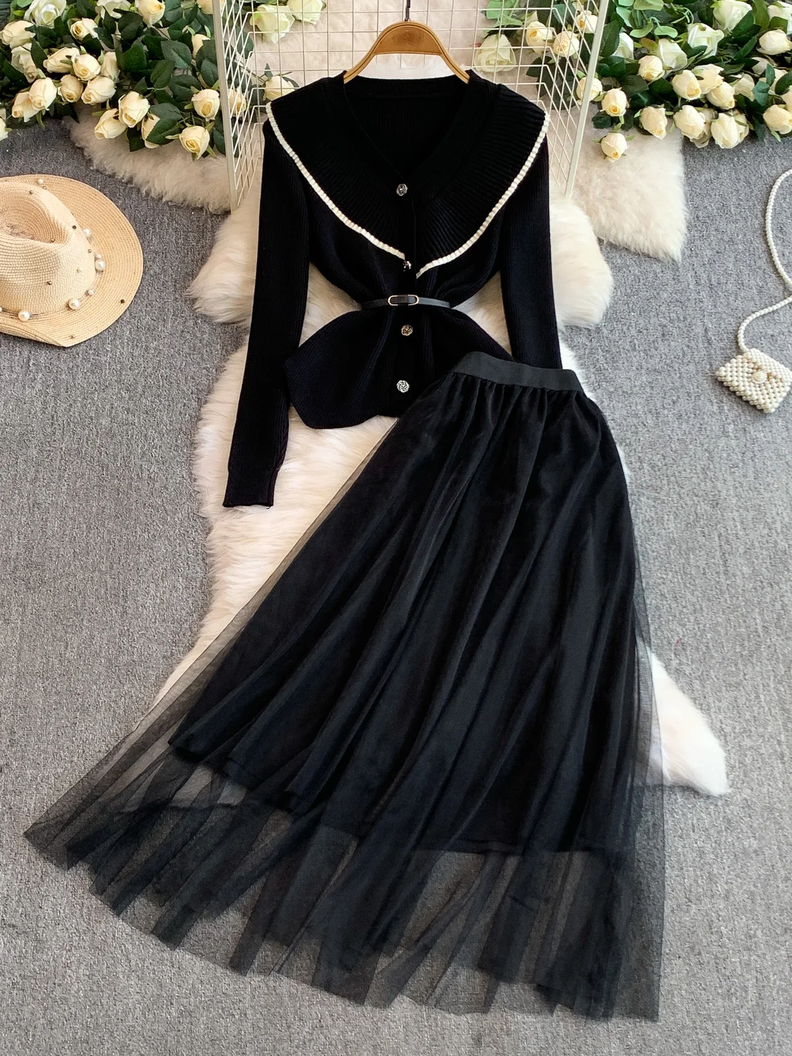 

Вязаный наряд Ele European Sle с металлическим цветком, кружевная длинная юбка с завязкой на талии и высокой талией, V-образный комплект на пуговицах...