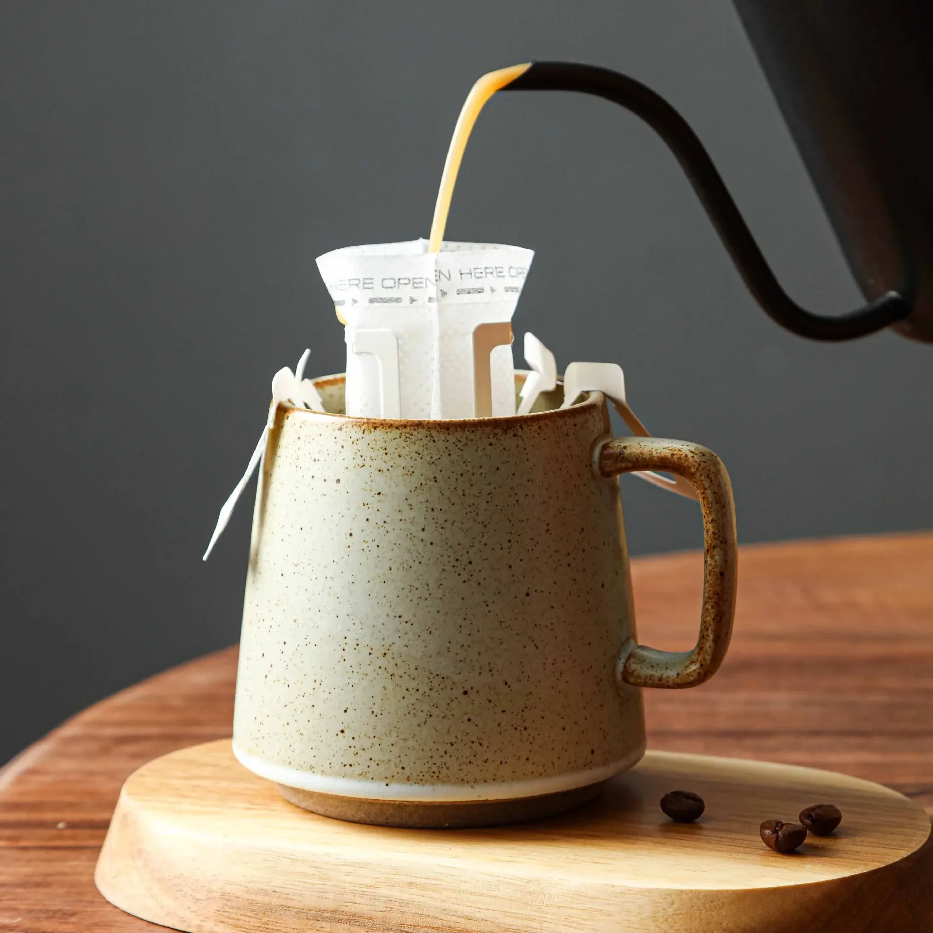 

Japanese-style Ceramic Cup, Home Office Drinking Cup, Milk Coffee Cup, Kiln-turned Pottery, Coarse Pottery Material Mugs