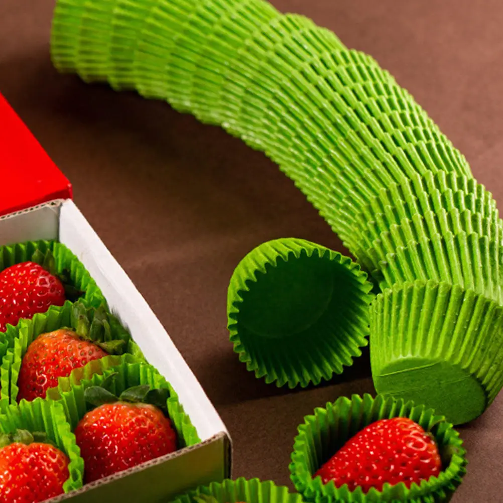 

2000Pcs Strawberry Paper Cupcake Wrappers Oil-Proof Baking Cups for Weddings Parties Birthdays Muffin Holders Baking Supplies