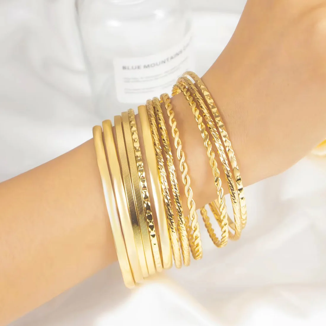 

Charmsmic 14pcs/set Punk Style Round Big Circle Wide Bracelets & Bangles For Women Gold Color Armband Trendy Alloy Boho Jewelry